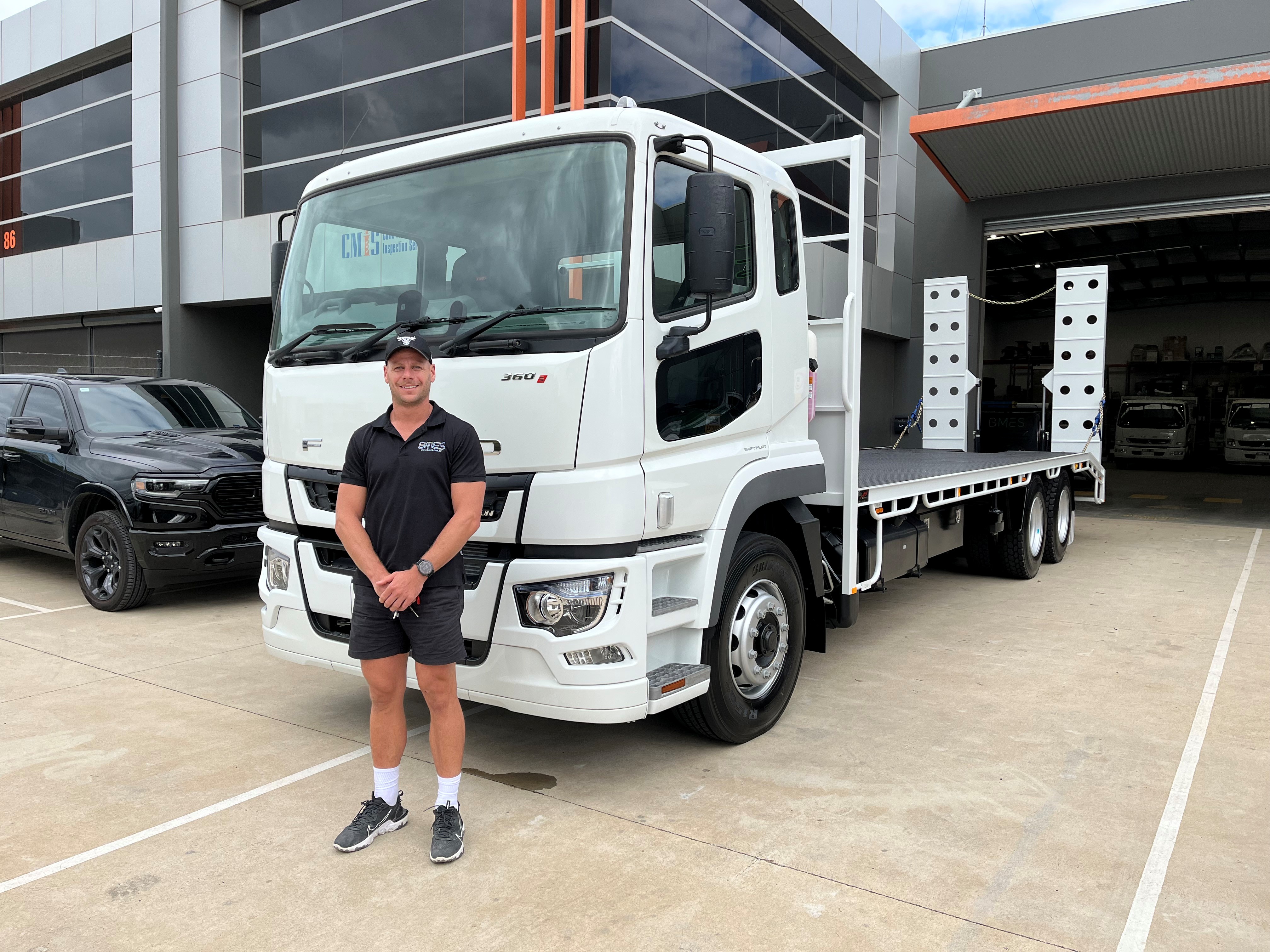 Fuso Port Melbourne delivers to BMES Electrical