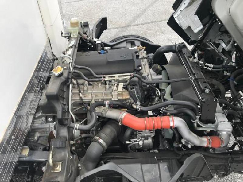 2024 Fuso Canter 515 