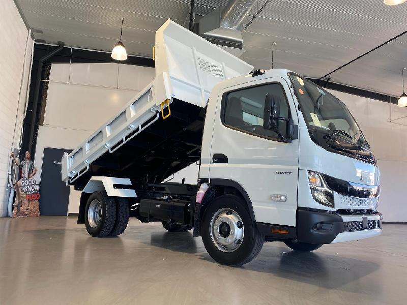 2024 Fuso Canter 815 