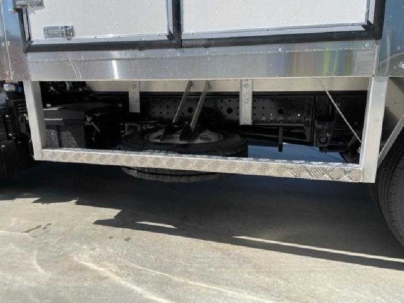 2024 Fuso Canter 515 