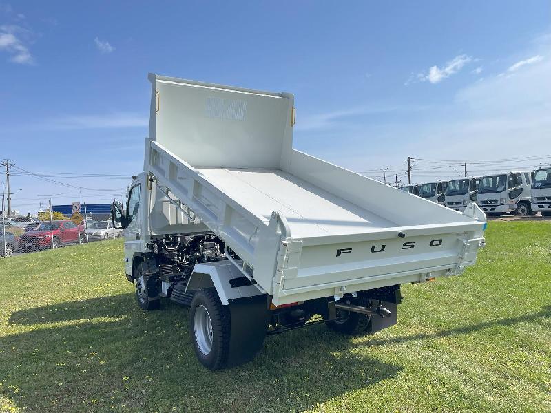 2024 Fuso Canter 815 