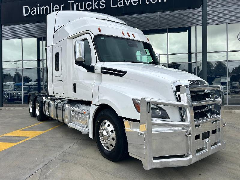 2020 Freightliner Cascadia