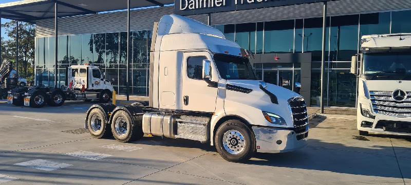 2024 Freightliner Cascadia 126 