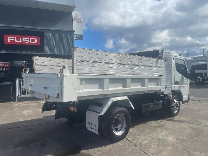 2019 Fuso Canter 815 