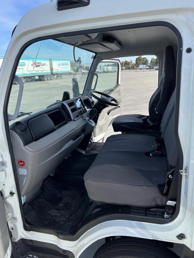 2024 Fuso Canter 515 