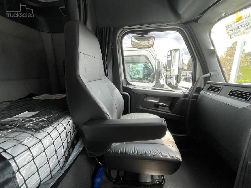 2023 Freightliner Cascadia 116 