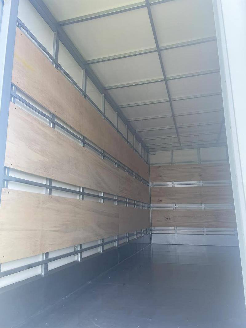 2024 Fuso Canter 815 