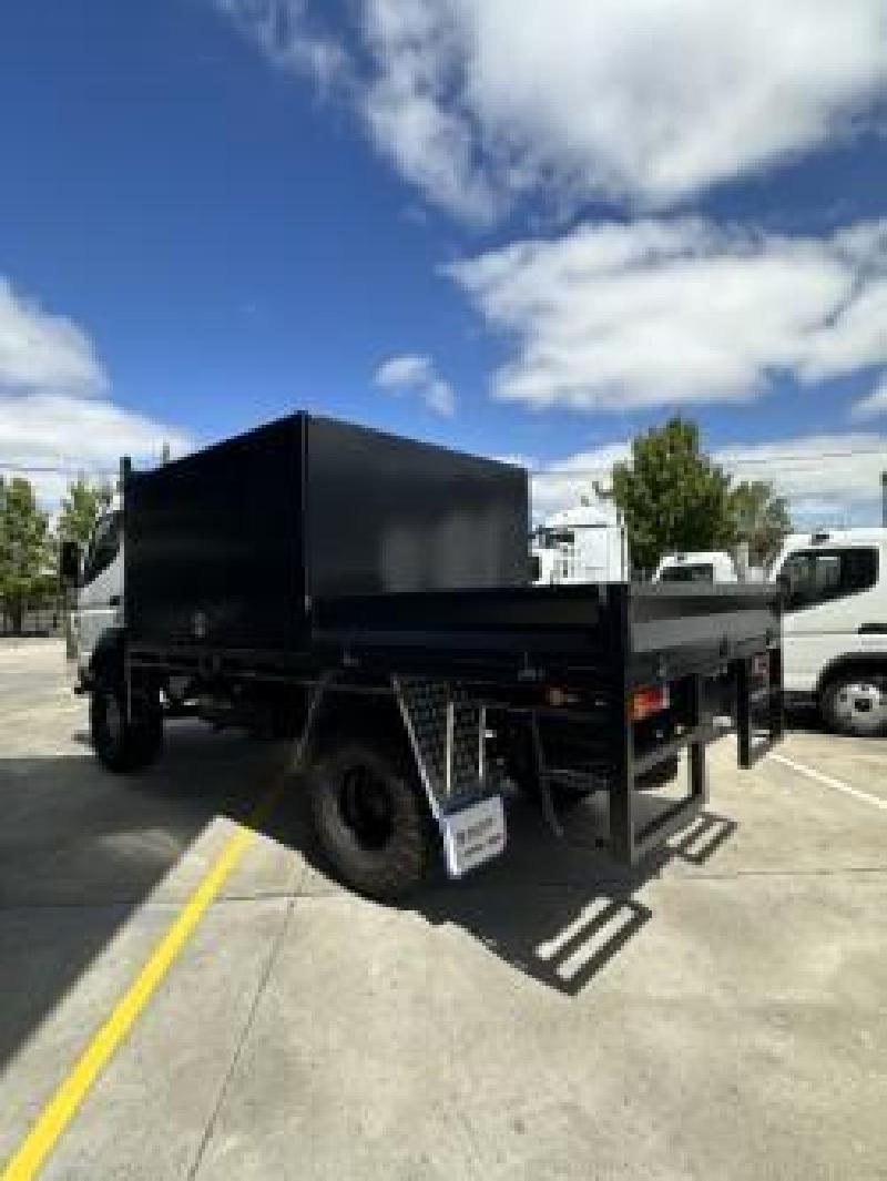 2023 Fuso Canter 4X4 