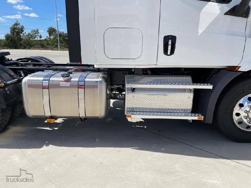 2023 Freightliner Cascadia 116 