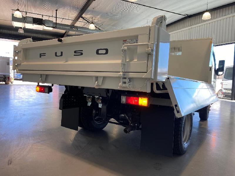 2024 Fuso Canter 815 