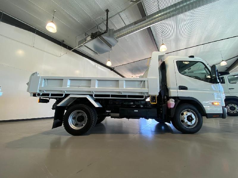 2024 Fuso Canter 815 