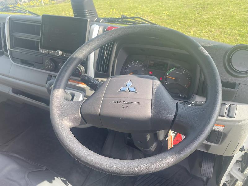 2024 Fuso Canter 815 