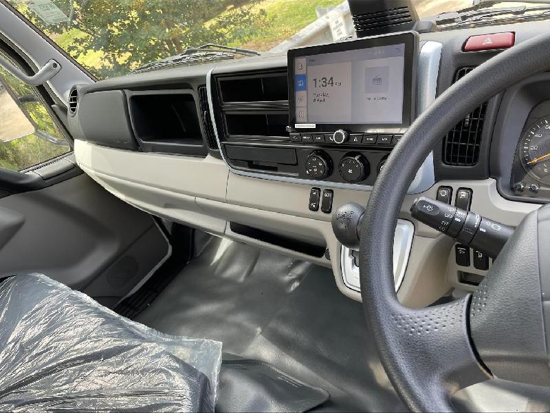 2025 Fuso Canter 515 