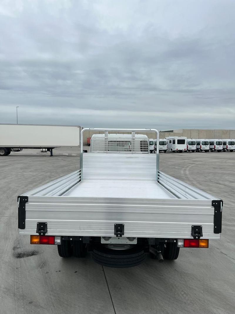2024 Fuso Canter 515 Alloy 
