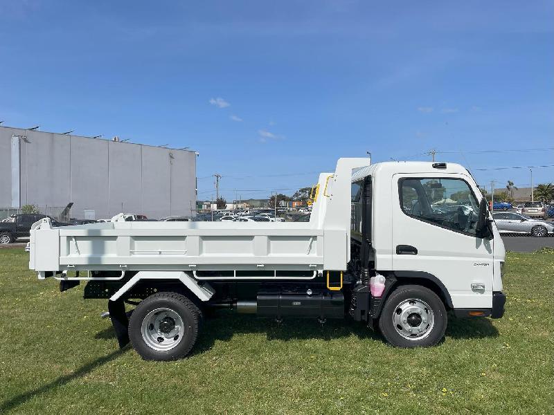 2024 Fuso Canter 815 
