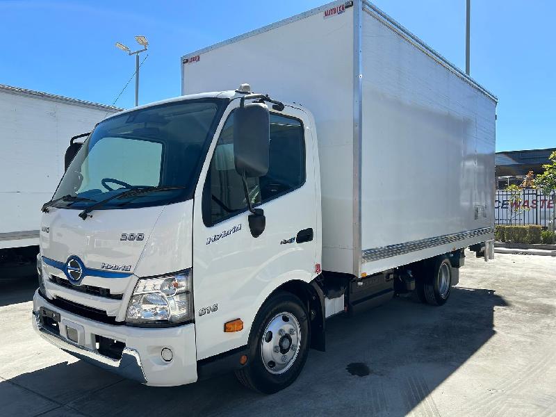 2022 Hino 300 616 Hybrid 