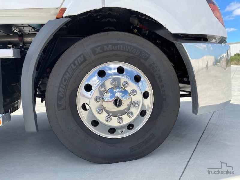 2023 Freightliner Cascadia 116 