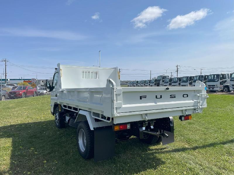 2024 Fuso Canter 815 