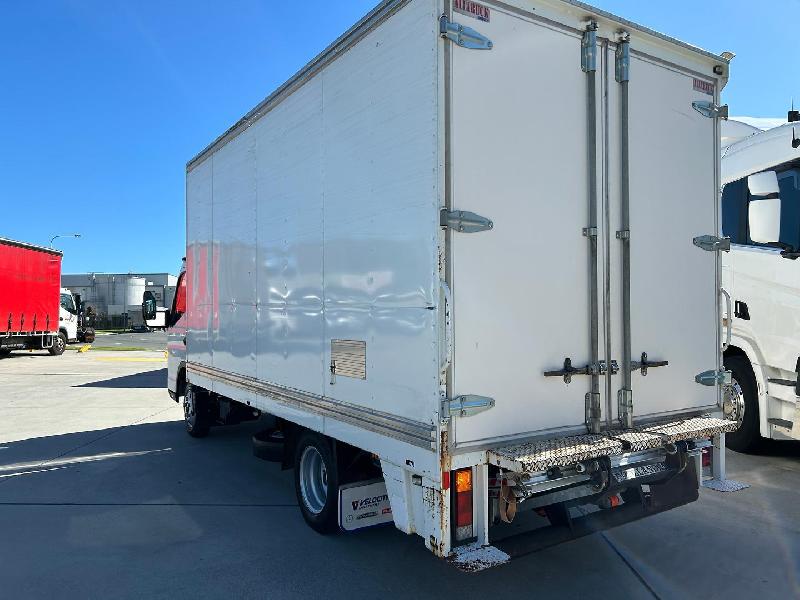 2018 Fuso Canter 515 