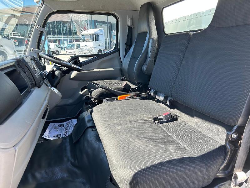 2018 Fuso CANTER 515 