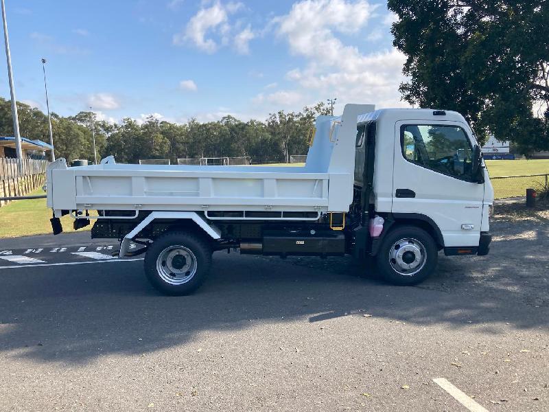 2025 Fuso Canter 815 Tipper 