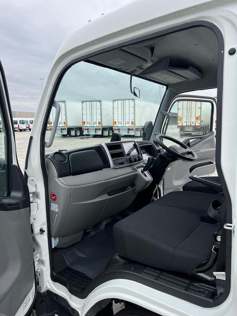 2024 Fuso Canter 515 Alloy 