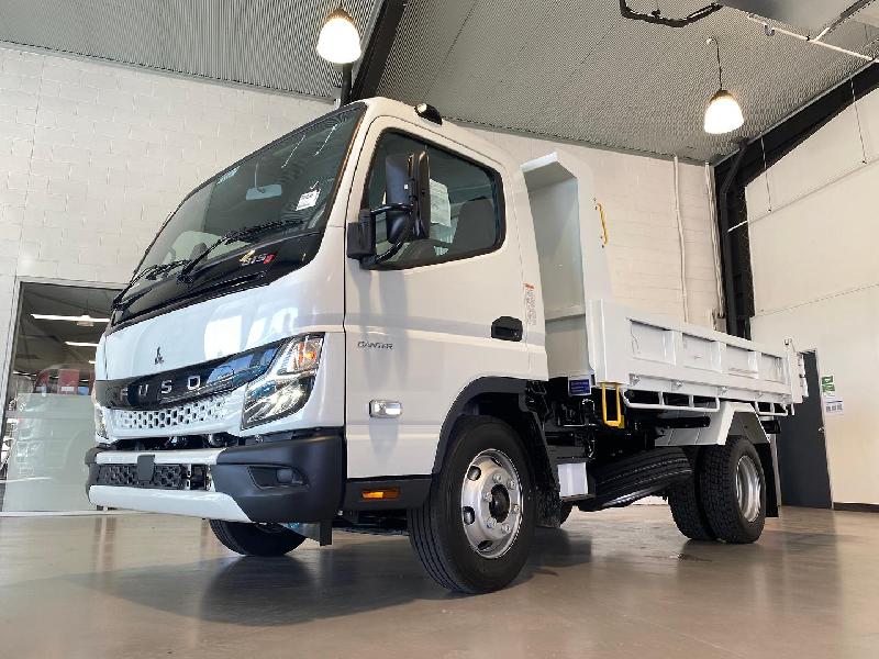 2024 Fuso Canter 815 