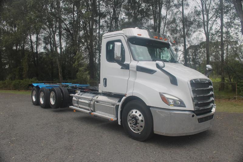 2022 Freightliner Cascadia 116