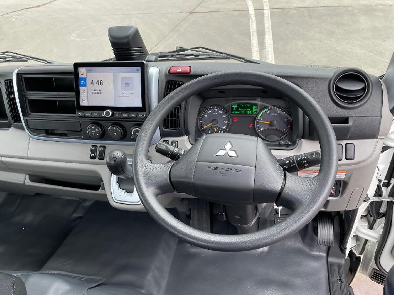 2024 Fuso Canter 815 