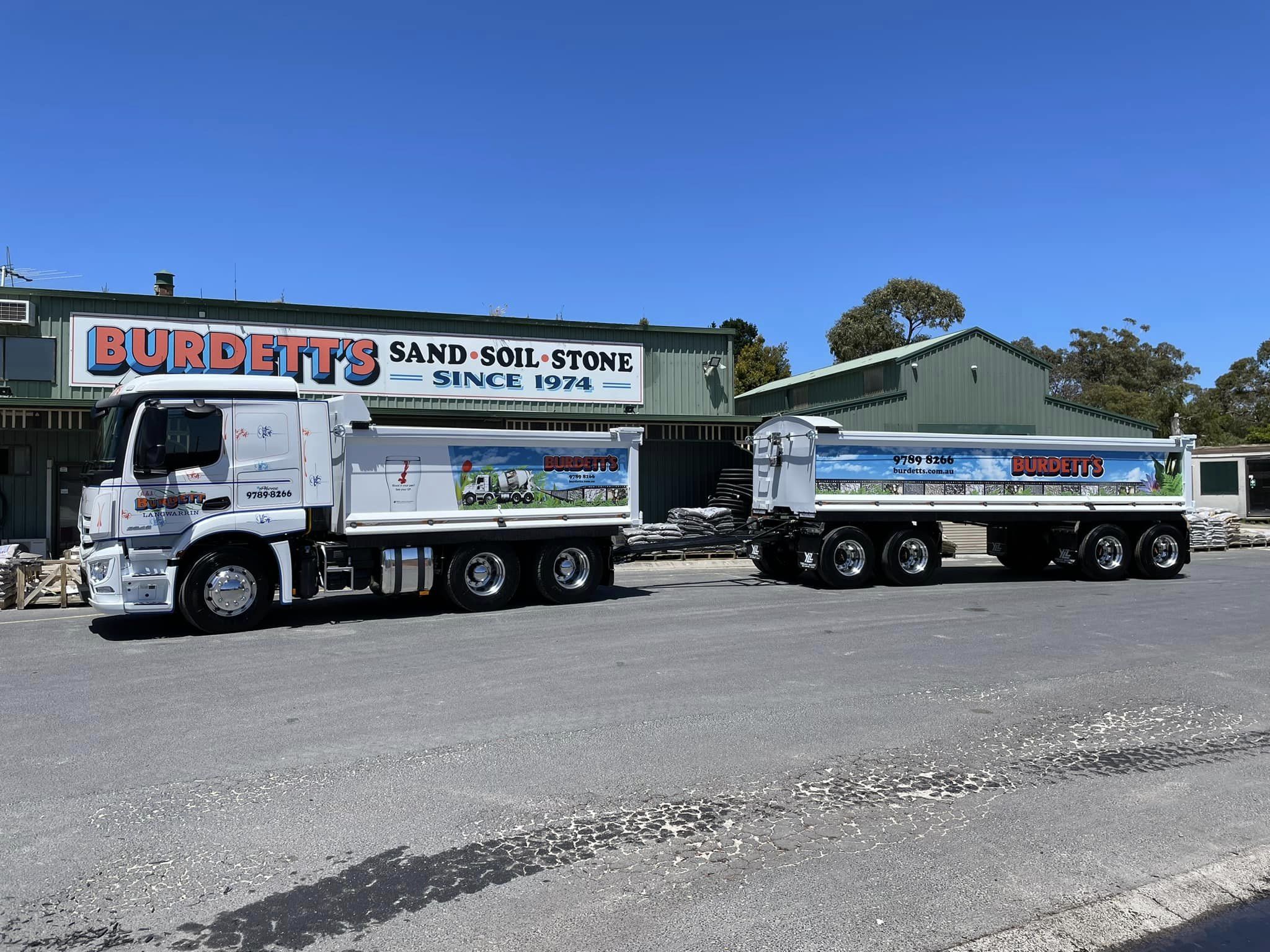 Mercedes Benz Actros 2646 Truck and Dog