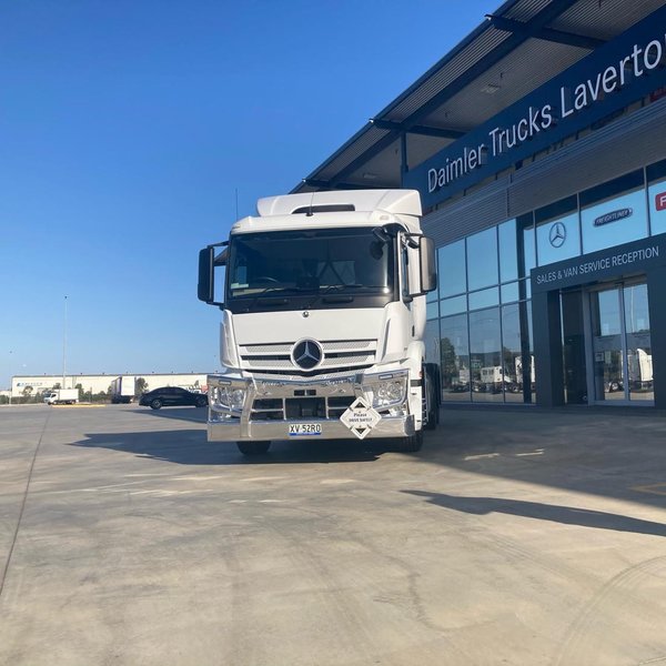 ACTROS PRIME MOVER 2646