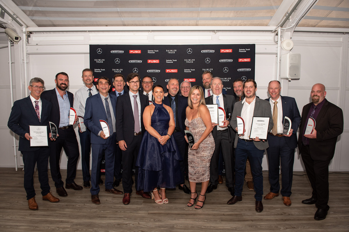 Velocity Truck Centre Employees and Dealerships win big at the Daimler Dealer of the Year Awards for 2022