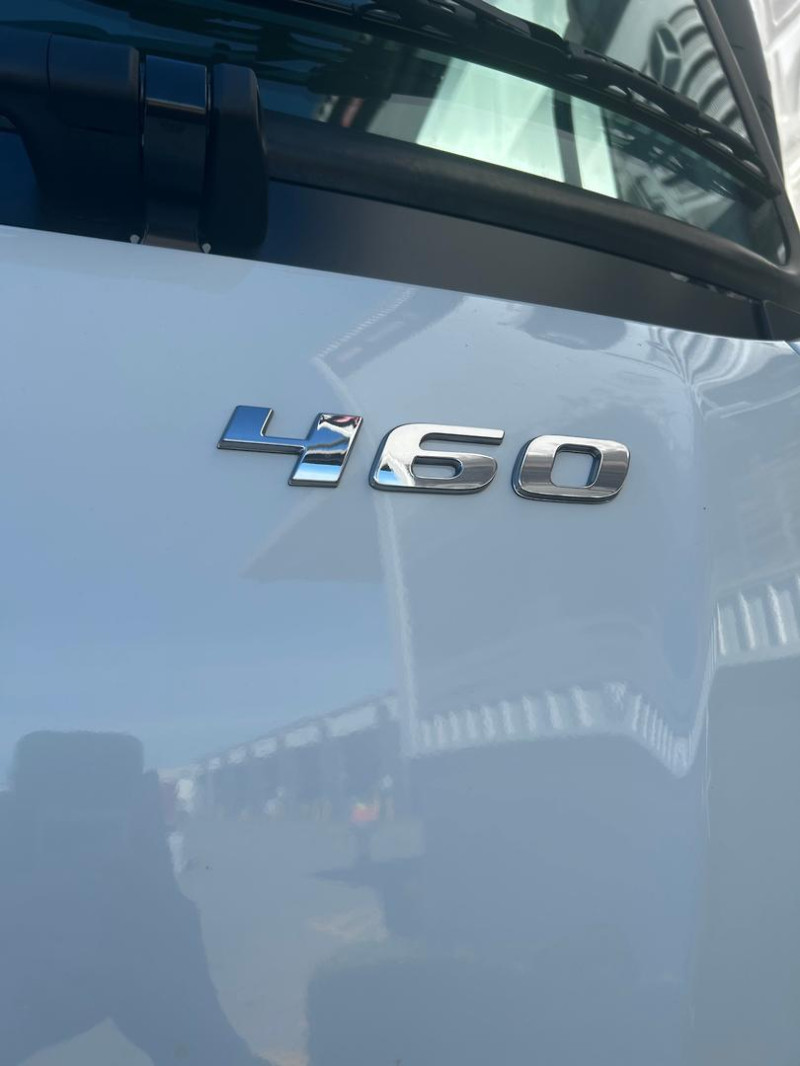 Velocity Truck Centers Australia