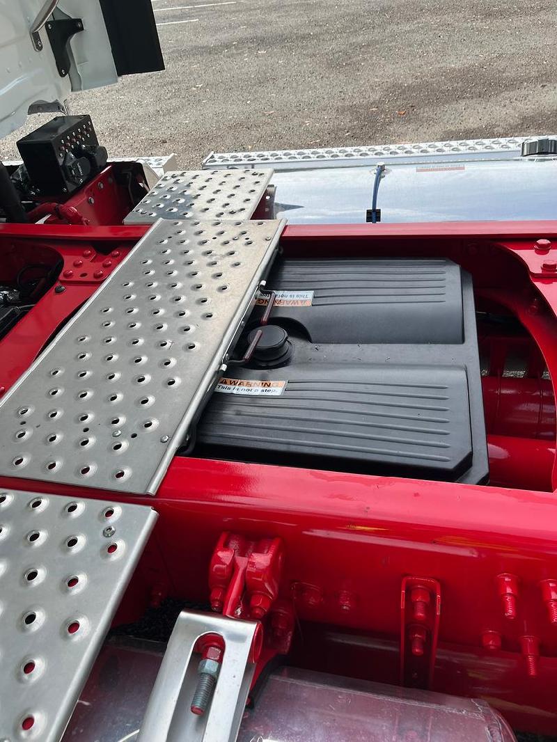 2024 Freightliner Cascadia 116 