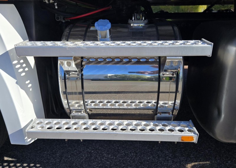 2021 Freightliner Cascadia AS HIGHROOF 6X4 PRIME MOVER 