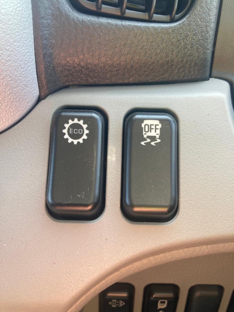 2025 Fuso Canter 515 EURO 5 