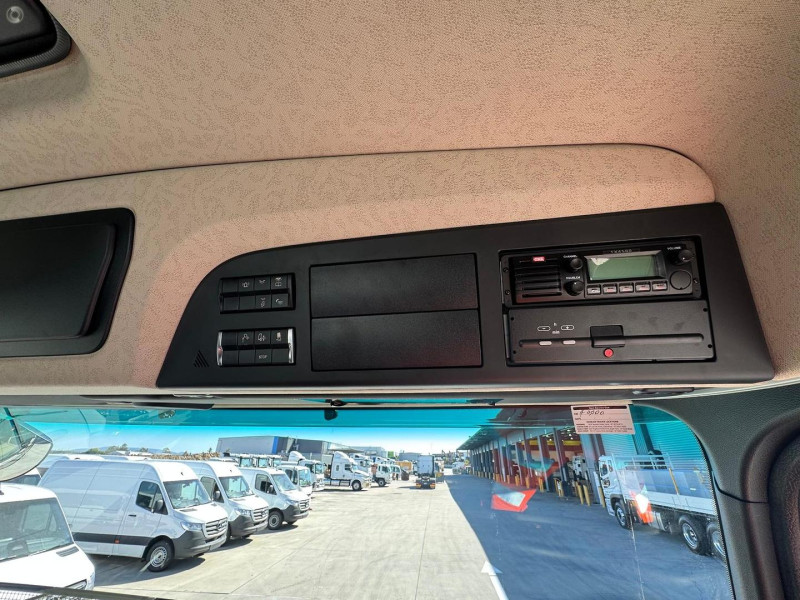 2025 Mercedes-Benz Arocs 2653 Gorski Tipper 