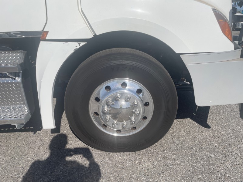 2021 Freightliner Cascadia 126 145000kg GCM 60 inch sleeper Double bunks 