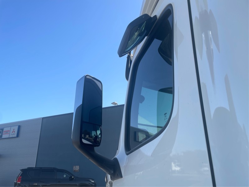 2021 Freightliner Cascadia 126 145000kg GCM 60 inch sleeper Double bunks 