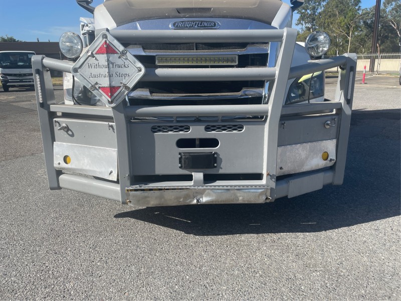 2021 Freightliner Cascadia 126 145000kg GCM 60 inch sleeper Double bunks 