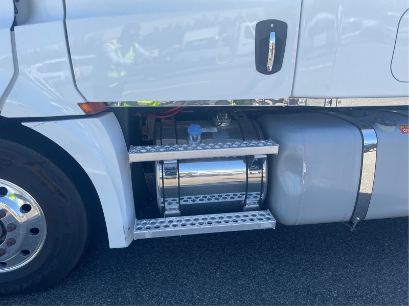 2022 Freightliner Cascadia 126 2022 FREIGHTLINER 126 CASCADIA PRIME MOVER 