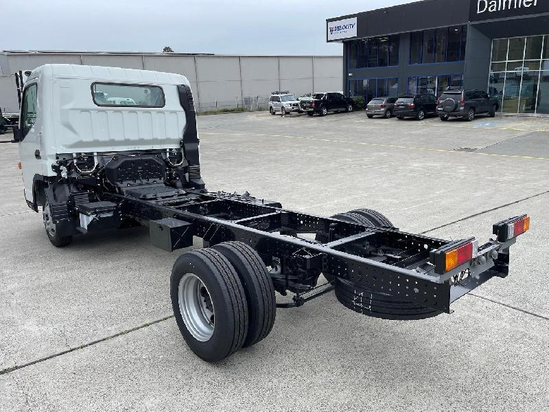 2023 Fuso Canter 515 