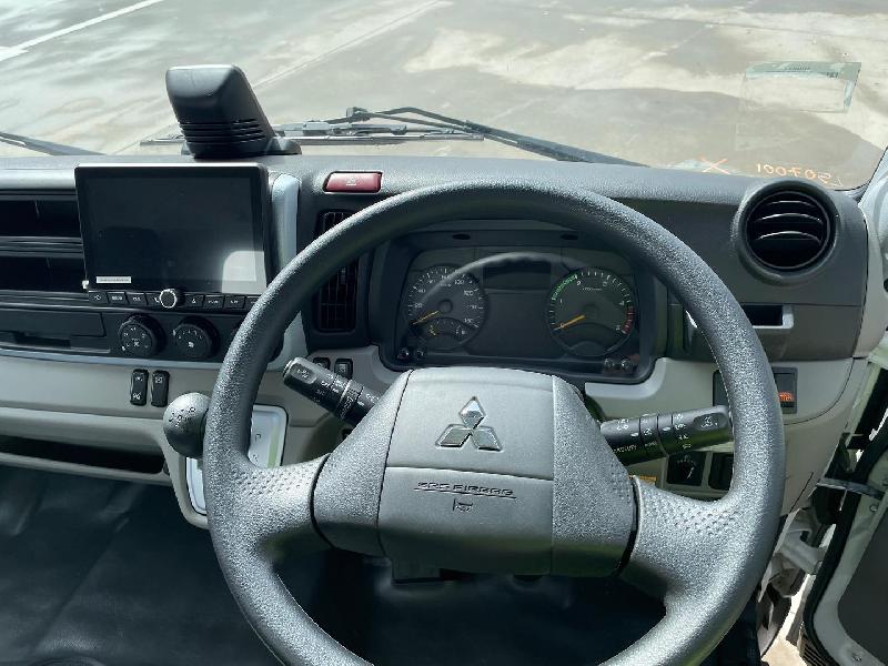 2025 Fuso CANTER 515 515 Wide Cab FRP VAN 