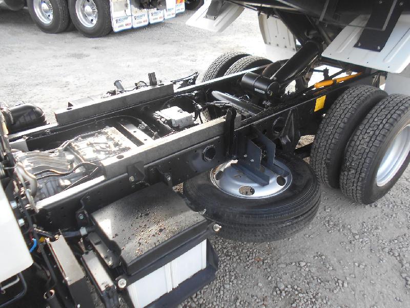 2021 Fuso CANTER 615 