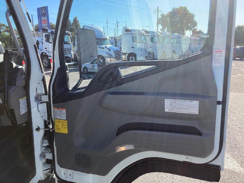 2025 Fuso Canter 815 Tipper 