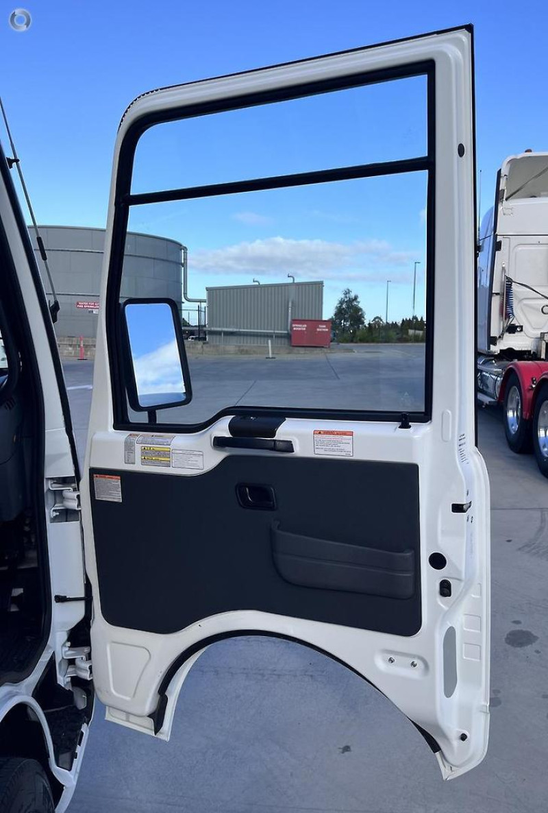 2025 Fuso ROSA 25 SEAT DELUXE 