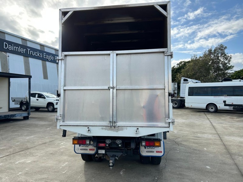 2024 Fuso Canter 615 Tipper REMAINDER OF FACTORY WARRANTY 