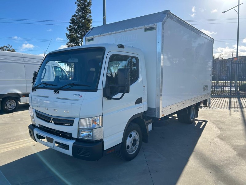 2021 Fuso Canter 515 Box Truck AUTO 