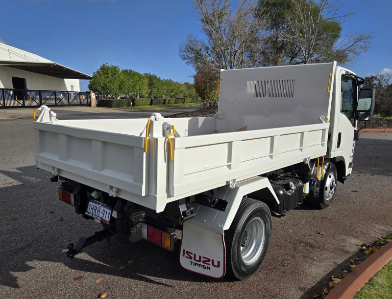 2022 Isuzu N Series NMR 60/45-150 