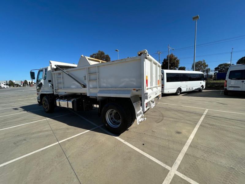 2020 Fuso Fighter 1627 TIPPER with Split tipper tub 